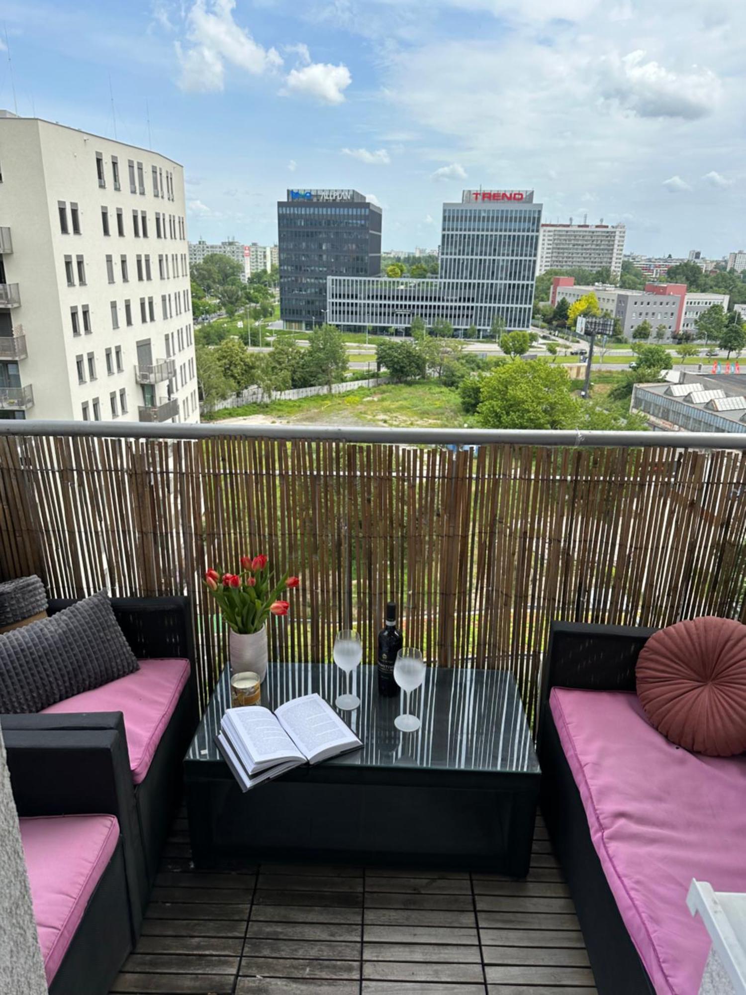 Cozy Apartment With Nice Balcony Seating, 9Th Floor, Parking Bratislava Eksteriør bilde